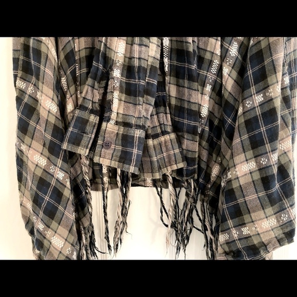 𝅺girl KRAZY LONG SLEEVE BOHO PLAID FRINGE SHIRT-Size S - Picture 9 of 16